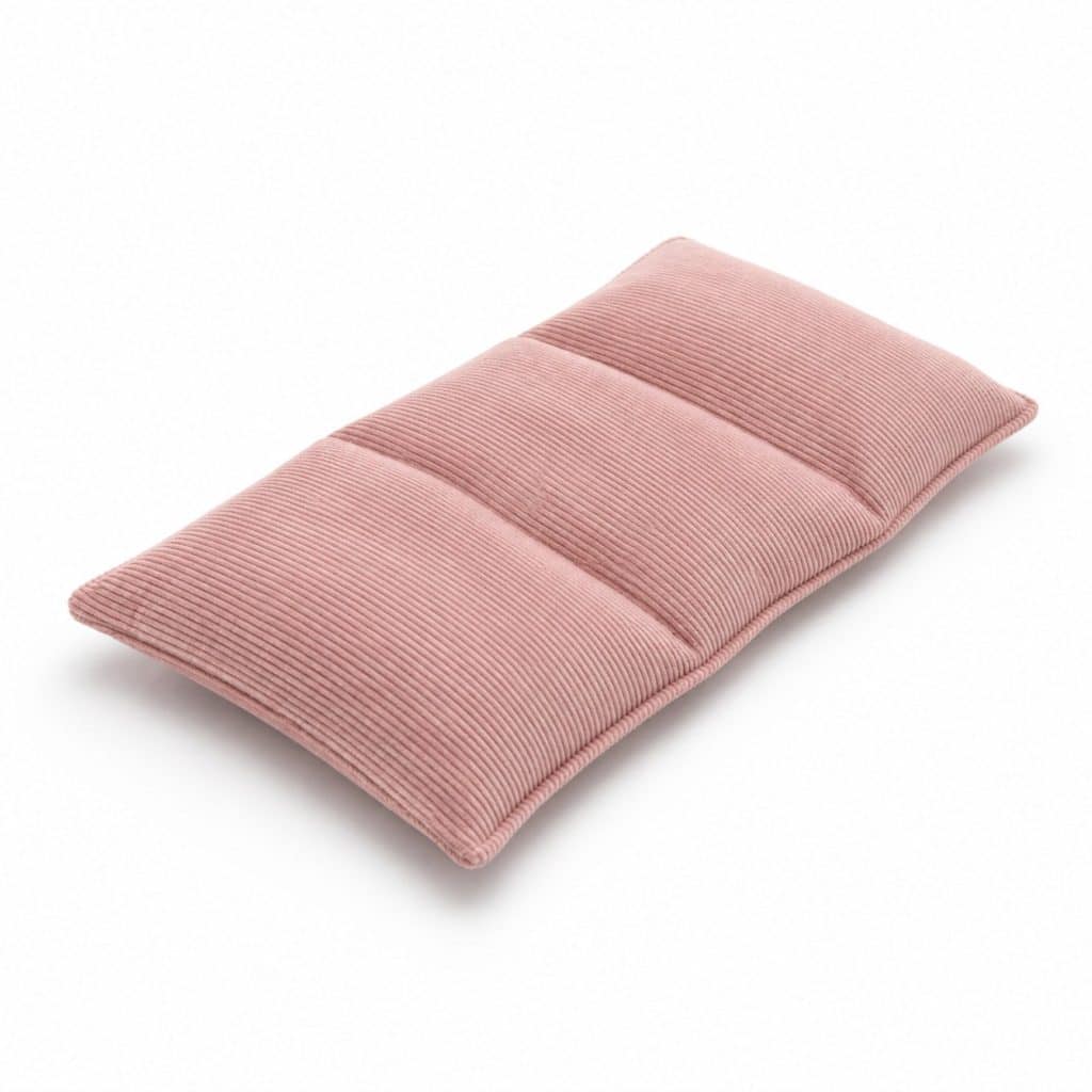Bouillotte sèche aux noyaux de cerise présenté seul